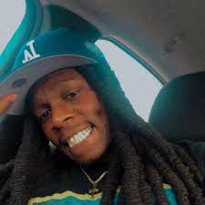 Levi Kelly 🌲 (@KoolAsLevi)