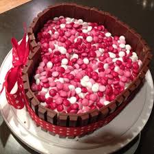 By designing a cake that your girlfriend likes a lot will through her attention towards you. What Are Some Great Ideas For My Girlfriend S Birthday Quora