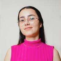 Renee Larios's Instagram, Twitter & Facebook