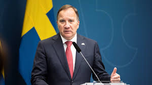 Så här såg det ut när en sammanbiten stefan löfven höll presskonferens efter att ha förlorat statsministeromröstningen i riksdagen på tisdagsförmiddagen. Overblick Stefan Lofven Avgar Och Kommuntoppar Kanner Sig Ensamma Altinget Allt Om Politik Altinget Se
