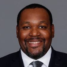 Amy Bosse's Instagram, Twitter & Facebook