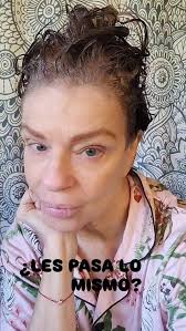 Es normal que a las dos semanas ya estén las canas afuera otra vez, es  cabello sin pigmento crece más rápido 🤷🏽‍♀️