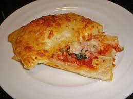 Pizzataschen Aus Blatterteig Von May68 Chefkoch Rezept Pizzataschen Pizza Taschen Rezepte