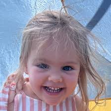 enjoying 500 piece jigsaw puzzles for a break