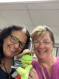 Next we stopped in Vac n Sew in Wildwood! Quaint shop with friendly  staff!!!