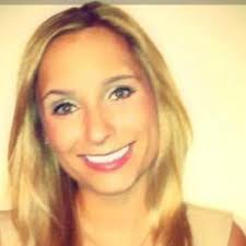 Janet Motta's Instagram, Twitter & Facebook