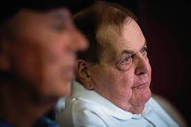 Glenn Mills hands over the keys of B&J's Sports in Harrison, but new owner  vows to carry