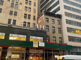 2/3 of independent restaurants rank grubhub highest as a strong partner for their business—higher than the average competitor.* Bars And Restaurants Ephemeral New York