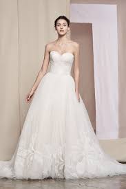 Maybe you would like to learn more about one of these? Schulterfreies Brautkleid Im Prinzess Stil Mit Sweetheart Ausschnitt Blutendetails Und Schleppe Von Justin Alexander Signature Modell 99099 Fleur Heiraten Mit Braut De