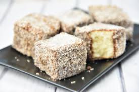 Im mittleren kroatien und im kroatischen hügelland sind kräftige braten und eintopfgerichte sehr beliebt. Cupavci Kroatische Kokosschnitten Happi Mit Silberschlappi