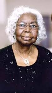 Helen Mckeever's Instagram, Twitter & Facebook