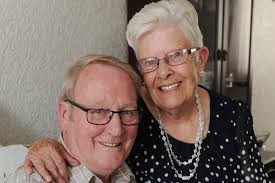 Childhood sweethearts celebrate diamond anniversary