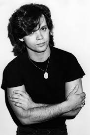 At the time of their wedding, his wife was already pregnant. Pin On John Mellencamp