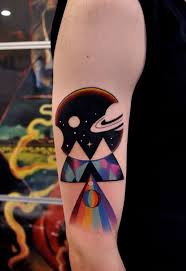 Space tattoos are fantastic designs for people who love looking up at the stars, dream of flying into outer space, and even people who simply love the look of the planets and stars on the skin. 45 Space Tattoo Designs For Astronomy And Science Fiction Lovers Designbump