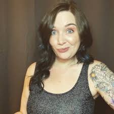 Dani Brooks (@TheDaniBrooks)