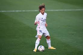 He made his 7.5 million dollar fortune with dinamo zagreb, tottenham hotspur, real madrid, croatian national football team. Luka Modric Defying Time At Real Madrid But Still Waiting For New Deal Football Espana