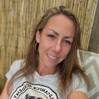 30+ "Iris Cox" profiles