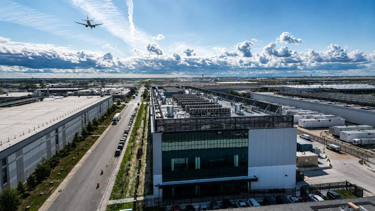 O'Hare-Area Data Centers Won $100M in Tax Breaks - Homeowners Still Pay -  Gadget Review