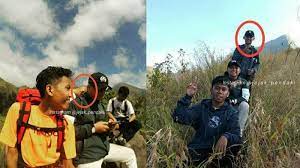 Tribratatv #ulujamipesanggrahan #mayatpria jasad seorang pria di temukan dalam keadaan penuh luka bakar, disalah satu. Ponsel Baju Di Jasad Thoriq Bukti Kuat Kenali Identitas Jenazah Pendaki Gunung Piramid Yang Hilang Tribunnews Com Mobile