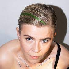 Robyn adele anderson (born february 19, 1989) is an american vocalist based in new york city. Robyn Robynkonichiwa Twitter