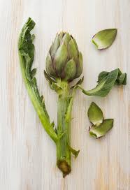 Carciofi gratinati al forno con prezzemolo, pangrattato e pecorino. Mai Provato A Usare Le Foglie Esterne Dei Carciofi Ecocucina