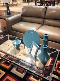 What Do Your Accessories Say About Your Home Accessories Homestyling Style Design Accent Color Home As Ashley Furniture House Styles Home Appliances
