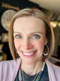 What color combos do we need in the boujee hoops!?