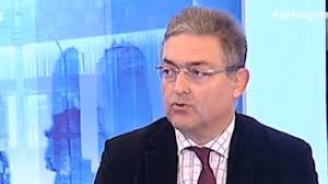 Το σύνδρομο ταξινομείται ως μεταλοιμώδης, ανοσοεπαγόμενη νόσος, επειδή ακολουθεί συχνά μια οξεία λοίμωξη, ειδικά από. Pws E3hgei O Dr Basilakopoylos Thn Paralysh Ths Nosokomas Ti Einai To Syndromo Guillain Barre