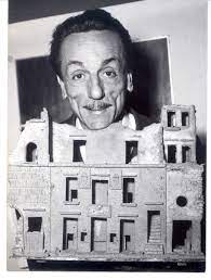 Fils naturel de l'acteur et dramaturge eduardo scarpetta, auteur de la célèbre pièce miseria e nobiltà et de la. Eduardo De Filippo Wikipedia