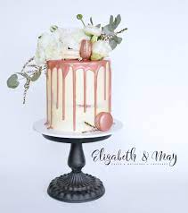 Lavender and dripping gold for a 50th birthday. Pin On Elizabeth May Cakes