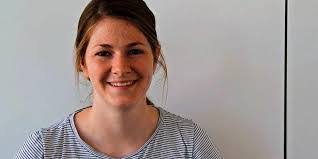 Isabella Decker's Instagram, Twitter & Facebook