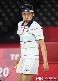 안세영 선생님(young ahn)은 1950년대 중반 제주도 출신으로 서울에서 방송국 기술자로 오래 근무하셨으며 약 20년 전에 캐나다로 이주하여 거주하는 분으로서 fluxion audio technology라는 이름으로 직접 설계, 제작한 진공관 앰프를 공급하고 계십니다. ì•ˆì„¸ì˜ ìžì‹ ì•˜ì–´ Mkí¬í†  ë§¤ì¼ê²½ì œ