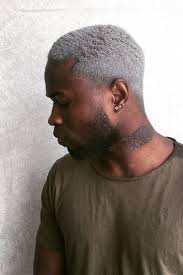 Dans ce nouveau top 100 nous allons vous présenter les meilleurs coiffures en dégradé. Coiffure Homme Noir 2020