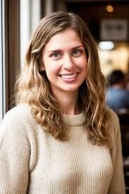 Sarah Bryson's Instagram, Twitter & Facebook