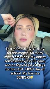 Bloom pre workout review! #bloom #bloomnutrition #bloompreworkout #blo...