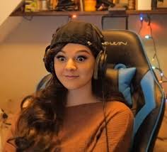 Full image on twitter i need to promote my other social media + only twitter gets them tiddeez. Has F1nn5ter Ever Considered That He S Probably Going To Have To Dress Like A Girl For The Rest Of His Life F1nn5ter