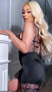 Blac chyna news, gossip, photos of blac chyna, biography, blac chyna boyfriend list 2016. Blac Chyna Models Black Lace Lingerie Amid Custody Drama Daily Mail Online