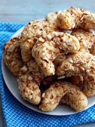 One of the greatest croatian christmas treats, vanilla crescent cookies are a type of croatian shortbread with generous doses of vanilla sugar and nuts. Pin On Traditional Croatian Cuisine