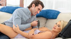 Blake Blossom gets creampie from side piece - Fleshbot exclusive intense action