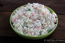 Then stir in the sour cream and greek yogurt. Cold Crab Dip Recipe