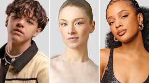 Reporte de Impacto del Hollywood Joven: Benson Boone, Laufey, Hunter  Schafer, Ayra Starr y Más Estrellas de la Próxima Ola del Espectáculo :  r/Fauxmoi