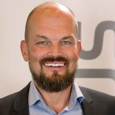 Mitarbeitende von Snom Technology GmbH