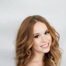 Samantha Kasten's Instagram, Twitter & Facebook