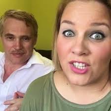 Tóth vera lyrics with translations: Toth Vera Es Akkor Itt A Varva Vart Bejelentes