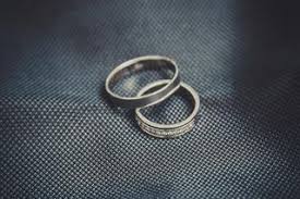 How To Clean White Gold Diamond Rings Ehow Cleaning Silver Jewelry White Gold Rings Clean Gold Jewelry