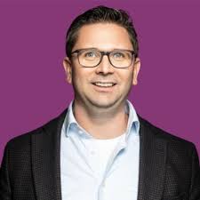 NIEUWE BAAN! Na 8 mooie jaren bij SAA Verzekeringen is het tijd voor een  nieuw avontuur. Via deze weg wil ik alle collega's en het HR team bedanken  voor de prettige samenwerking.