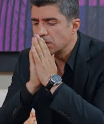 Kahraman is unhappy about losing Elif, but he believes that she's alive  somewhere and waiting for him, he just can't find her ( her name been  changed. 😪