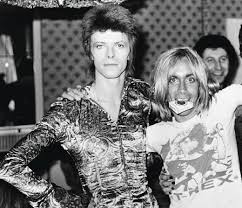 Thanks to the animator behind this gif, the iggy pop persona on the cover of 'the idiot' album gets 'the idiot' was the first solo album for pop after exiting the stooges , but it wasn't just him alone that. Watch Iggy Pop Cover David Bowie S Jean Genie And Tonight