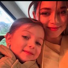 Boncuk Sara Nın Fotoğrafları