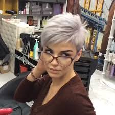 En Muhtesem Kisa Sac Modelleri How To Style Short Hair Kisa Modelleri Muhtesem Sac In 2020 Super Short Hair Short Hair Styles Short Thin Hair